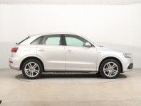 Audi Q3  2.0 TDI S line