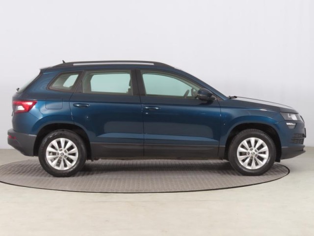 Škoda Karoq  1.0 TSI Ambition Plus