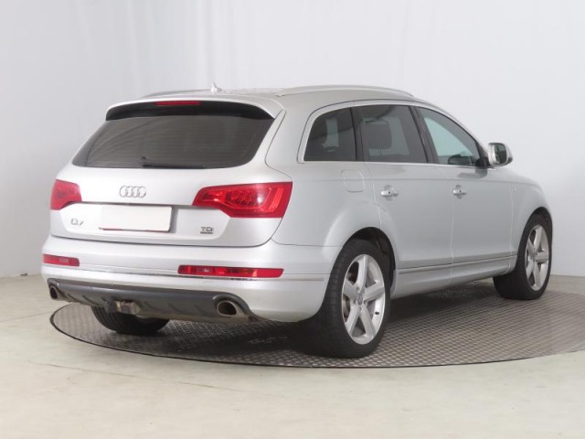 Audi Q7  3.0 TDI S-Line