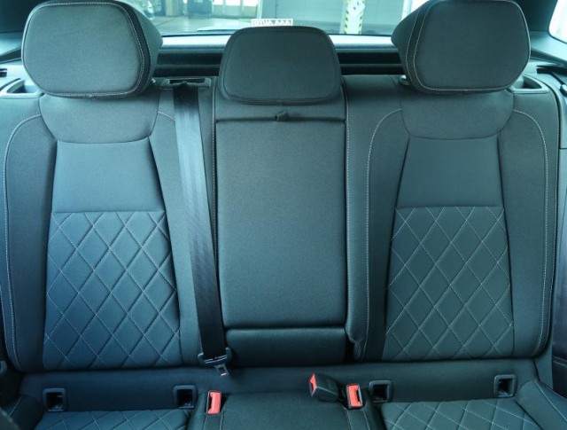 Škoda Karoq  1.5 TSI Sportline
