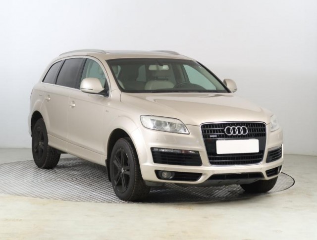 Audi Q7  3.0 TDI S-Line