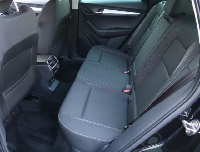 Škoda Karoq  1.5 TSI Ambition