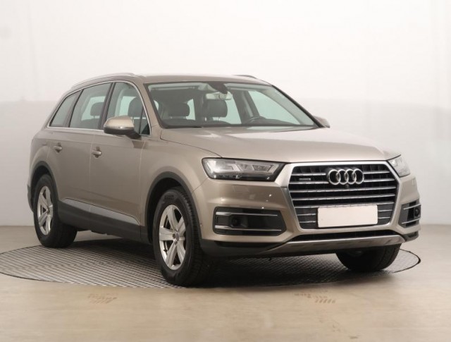 Audi Q7  3.0 TDI 