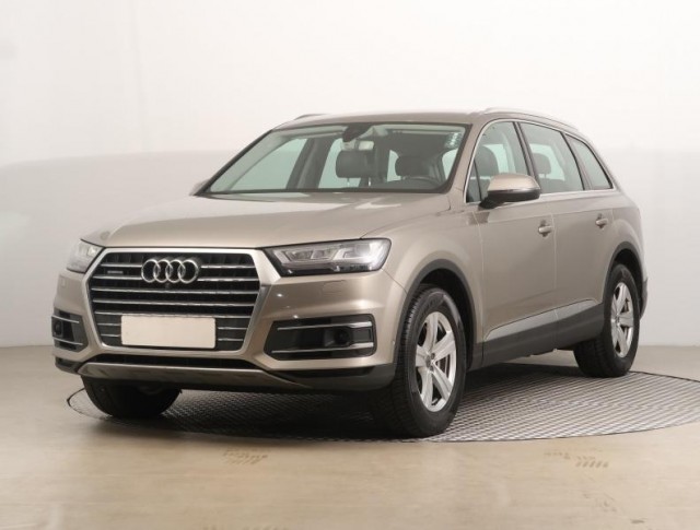 Audi Q7  3.0 TDI 