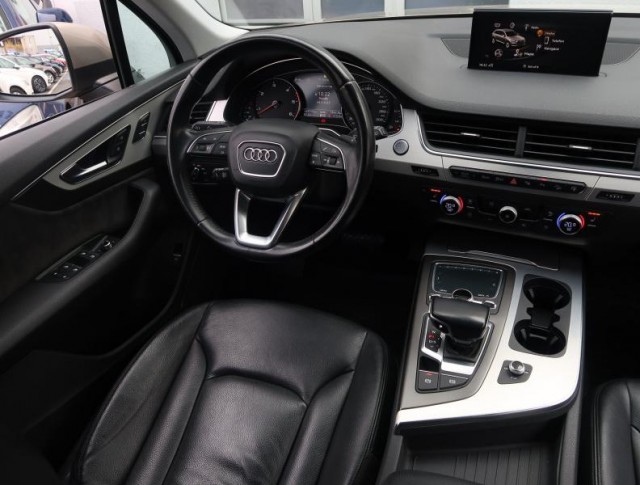 Audi Q7  3.0 TDI 