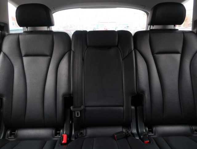 Audi Q7  3.0 TDI 