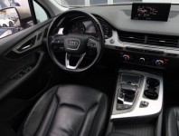 Audi Q7  3.0 TDI 