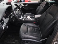 Audi Q7  3.0 TDI 