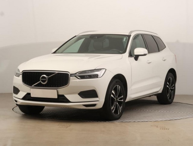 Volvo XC60  B4 AWD Momentum