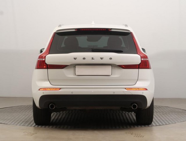 Volvo XC60  B4 AWD Momentum