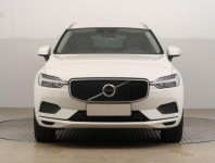 Volvo XC60  B4 AWD Momentum