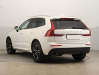 Volvo XC60  B4 AWD Momentum
