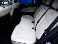 Mercedes-Benz ML  ML 350 BlueTEC Edition 1