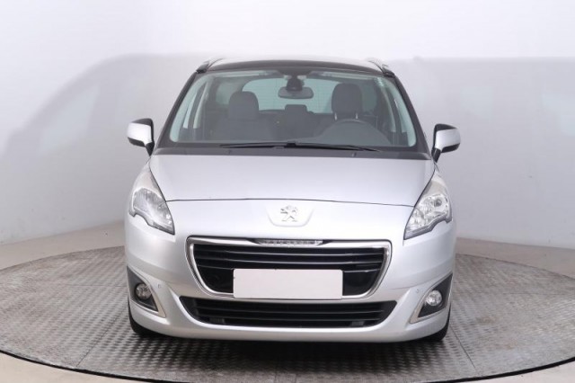 Peugeot 5008  1.6 BlueHDi Allure