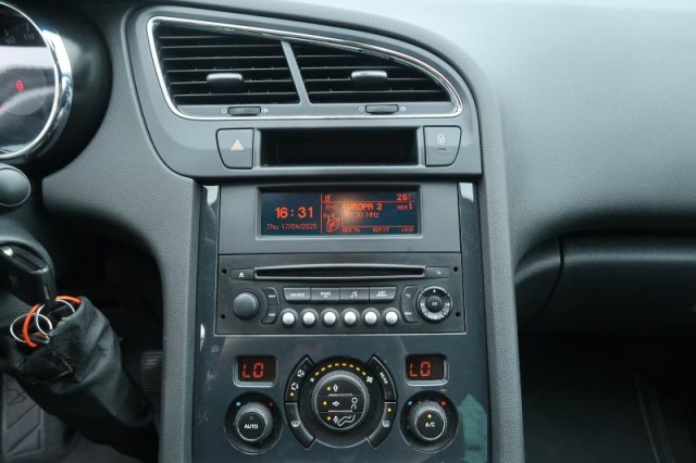Peugeot 5008  1.6 BlueHDi Allure