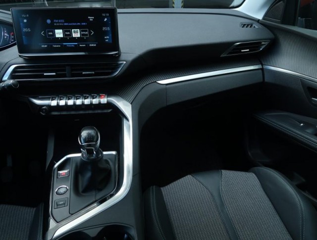 Peugeot 5008  PureTech 130 
