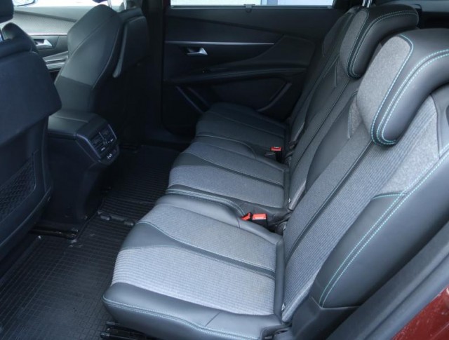 Peugeot 5008  PureTech 130 