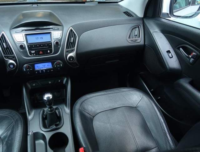 Hyundai ix35  2.0 CRDi 