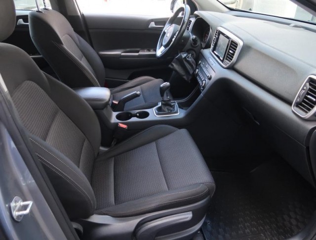 Kia Sportage  1.6 GDI 