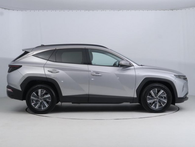Hyundai Tucson  1.6 T-GDI 48V MHEV Smart