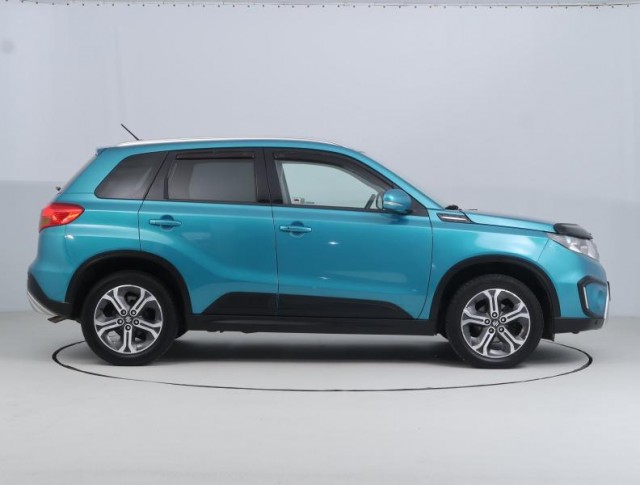 Suzuki Vitara  1.6 VVT Elegance