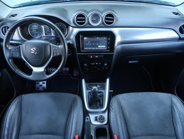 Suzuki Vitara  1.6 VVT Elegance