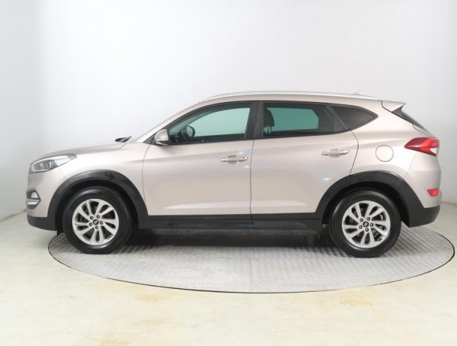 Hyundai Tucson  1.7 CRDi 