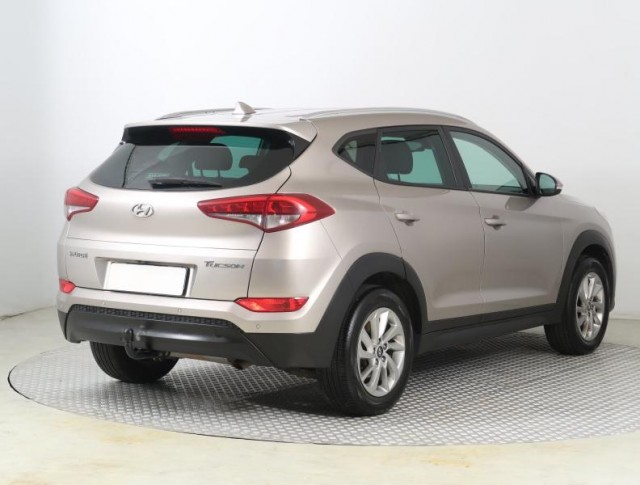Hyundai Tucson  1.7 CRDi 