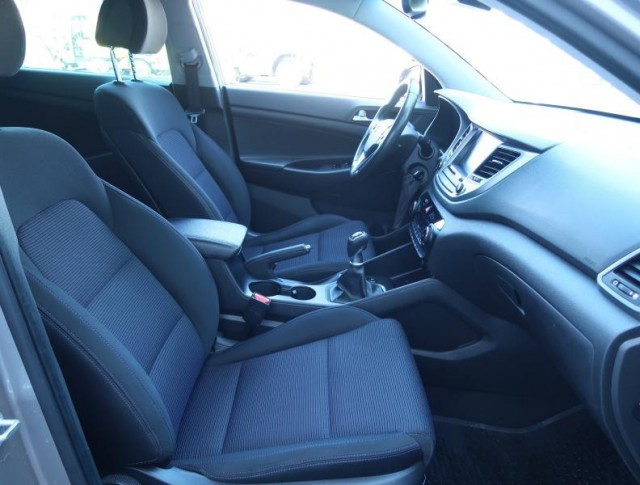 Hyundai Tucson  1.7 CRDi 
