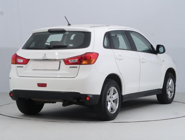 Mitsubishi ASX  1.6 MIVEC 