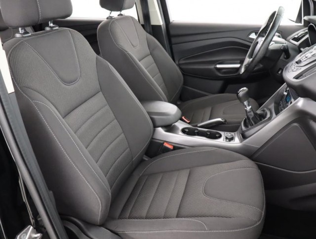 Ford Kuga  1.5 EcoBoost Trend