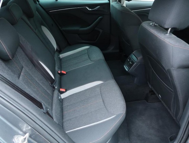 Škoda Kamiq  1.0 TSI 
