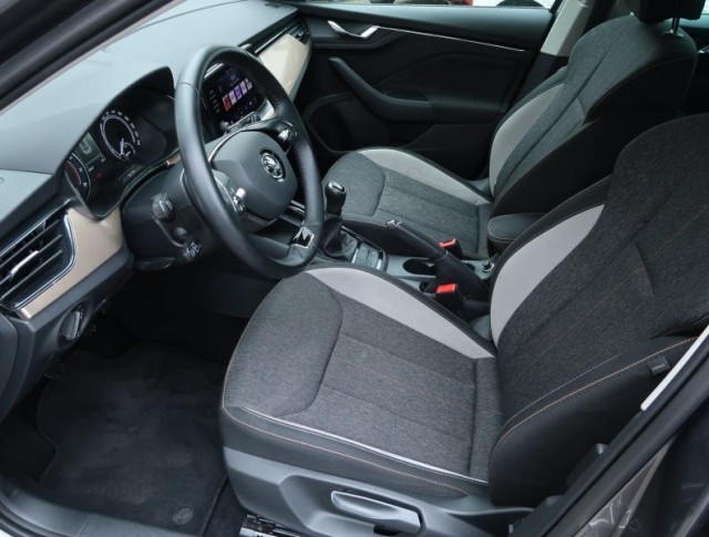 Škoda Kamiq  1.0 TSI 