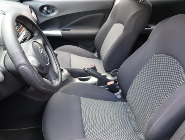 Nissan Juke  1.6 i 