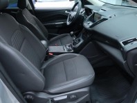 Ford Kuga  1.5 EcoBoost Titanium