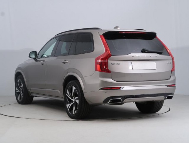 Volvo XC90  B5 AWD R-Design