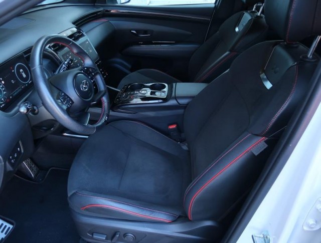 Hyundai Tucson  1.6 T-GDI 48V MHEV 