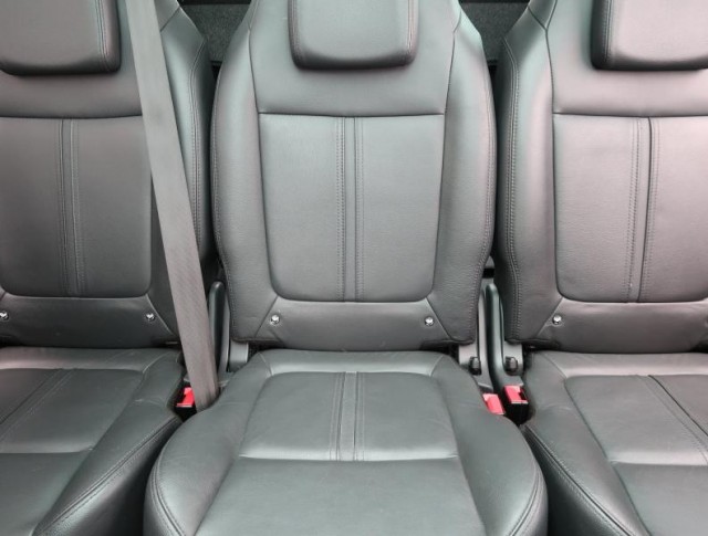Peugeot 5008  1.6 HDi 