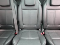 Peugeot 5008  1.6 HDi 