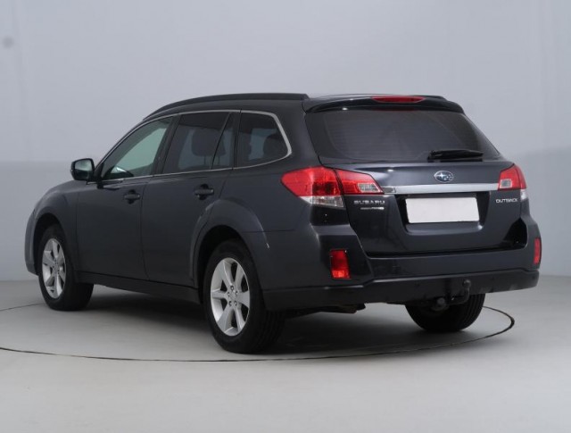 Subaru Outback  2.5 i 
