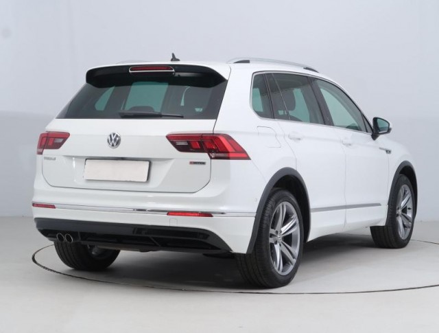 Volkswagen Tiguan  2.0 TDI R-Line