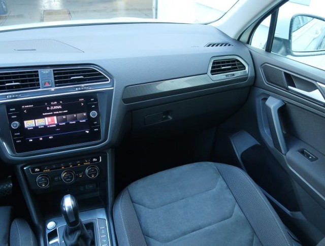 Volkswagen Tiguan  2.0 TDI R-Line