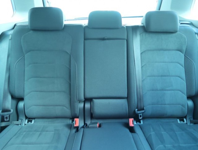 Volkswagen Tiguan  2.0 TDI R-Line