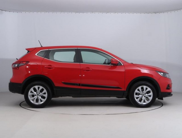 Nissan Qashqai  1.3 DIG-T 