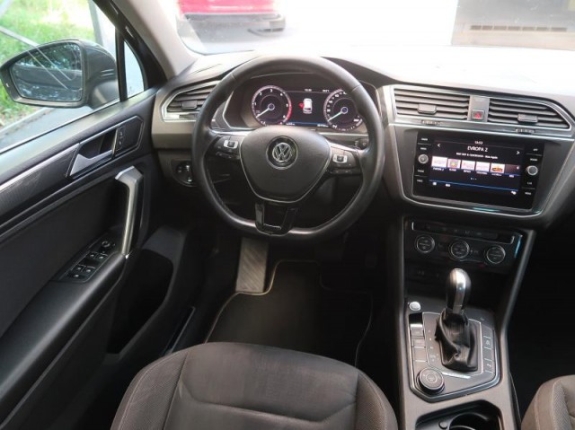 Volkswagen Tiguan  2.0 TDI 