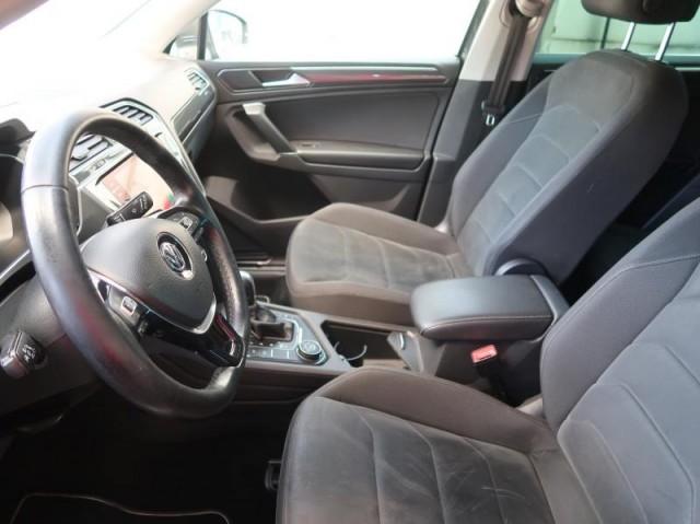 Volkswagen Tiguan  2.0 TDI 