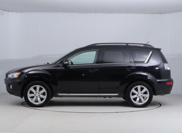 Mitsubishi Outlander  2.2 DI-D 