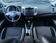 Mitsubishi Outlander  2.2 DI-D 