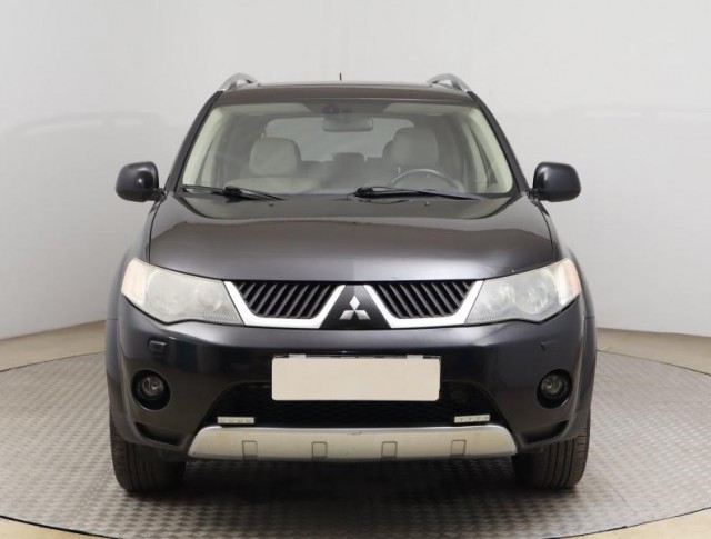 Mitsubishi Outlander  2.2 DI-D 