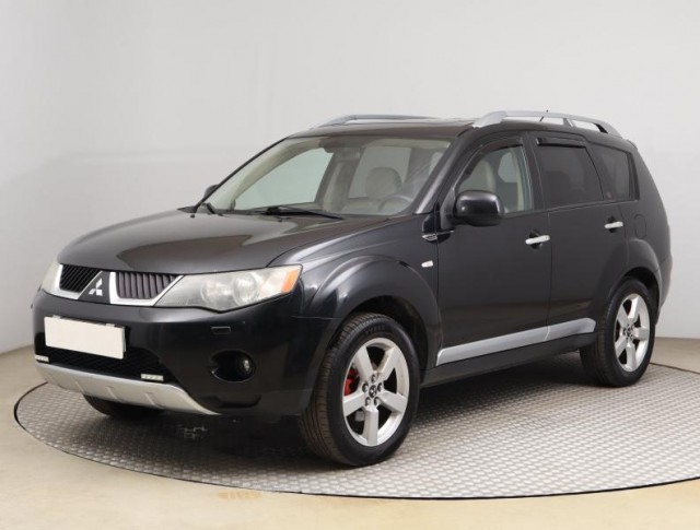 Mitsubishi Outlander  2.2 DI-D 